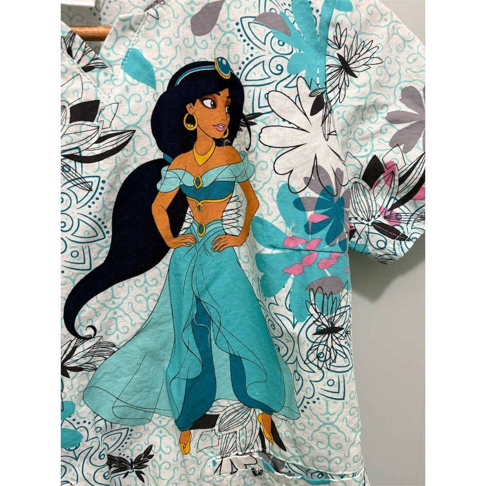 Disney Scrub Top Womens 2XS Disney Jasmine Aladdin Floral - Picture 5 of 8